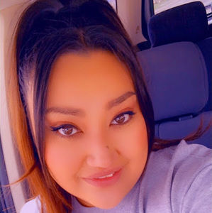 Meet your Posher, Gabriela